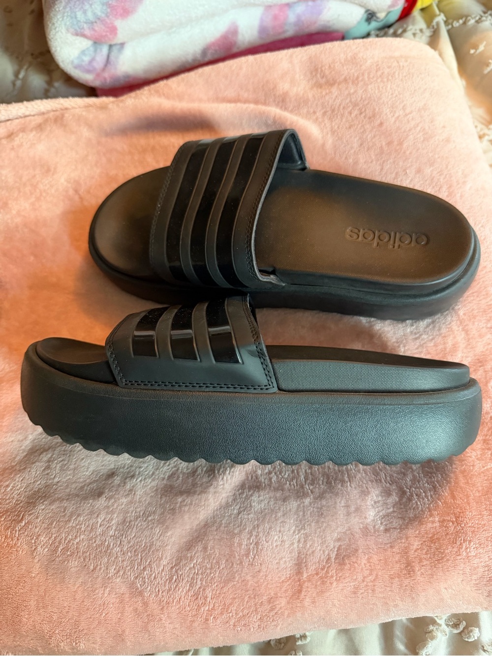 Adidas platform sandal size 8 - Picture 2 of 3